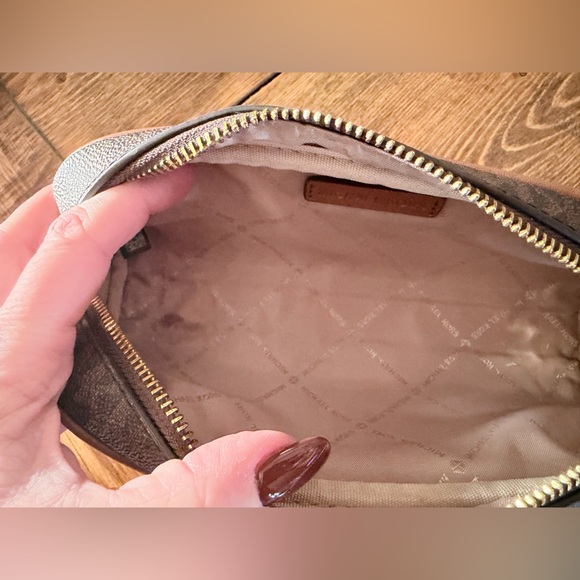 Michael Kors Dark Brown Monogram Tote and Wallet Trio - Picture 9 of 10